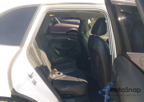 2014 Audi Q5 2.0T Premium from USA, damaged, VIN WA1CFAFP9EA084756